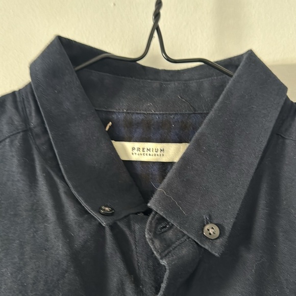 100% cotton button down - Picture 2 of 4